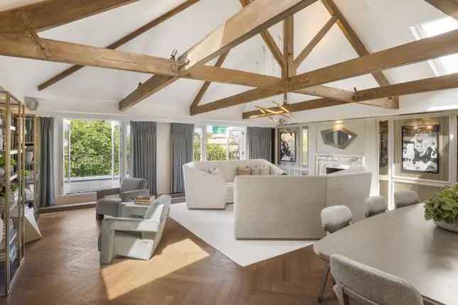 Penthouse Apartment for Sale in Eaton Square Belgravia