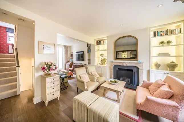 Family Home for Sale in Chelsea SW3