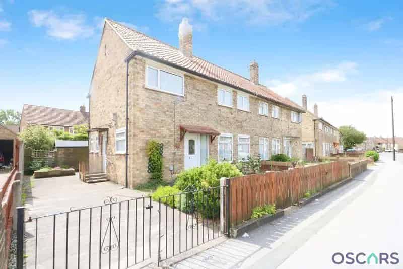 4 Bedroom Semi Detached House For Sale