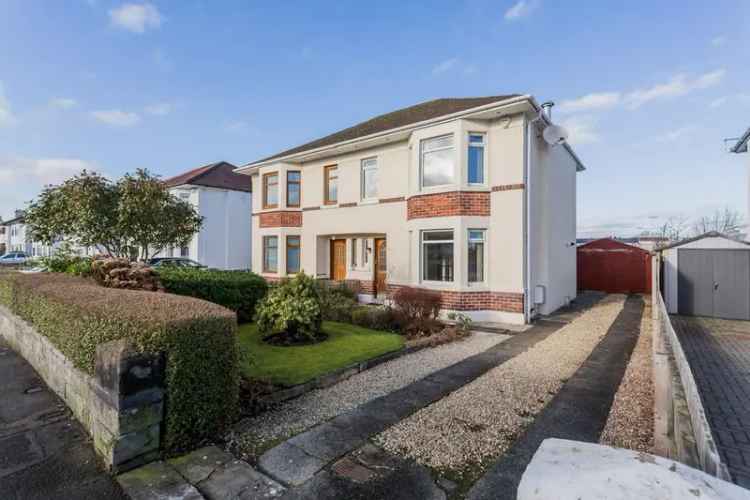 3 Bedroom Semi-Detached Villa For Sale