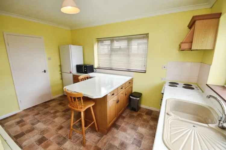 2 Bed House with Garage and Garden - Modern Auction