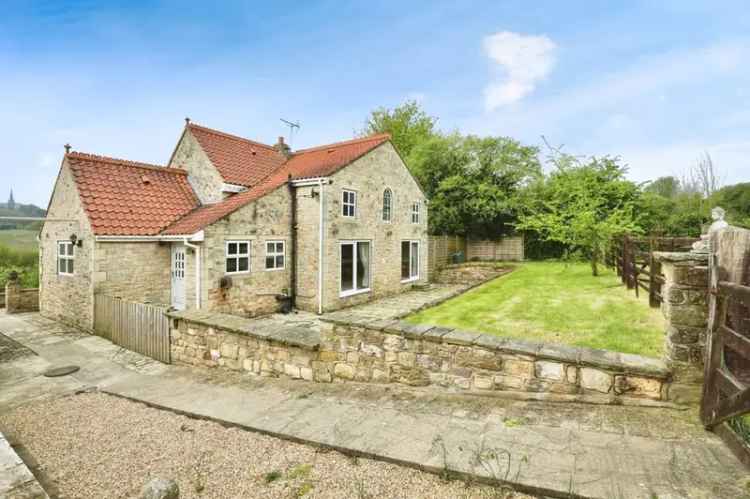 3 Bedroom Detached House for Sale in Brookhouse