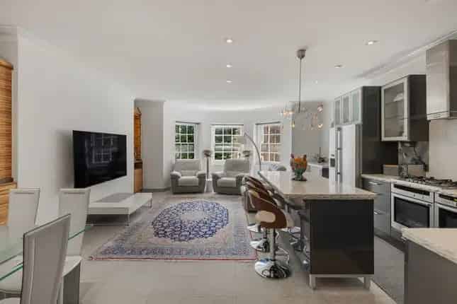 Mayfair Triplex Apartment 3 Beds 4 Terraces Luxury Home