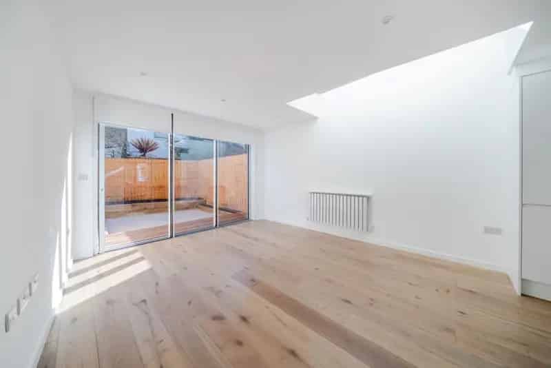 Stunning Refurbished Modern Home Near Clapham Junction