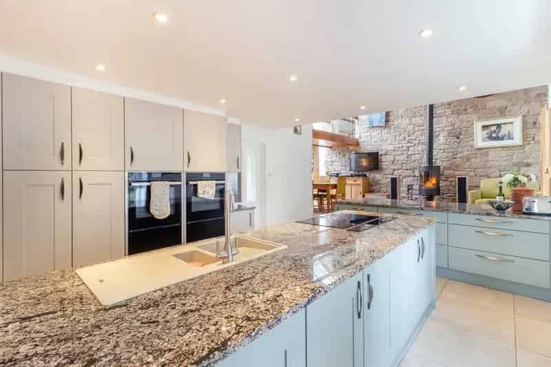 4 5 Bedroom Detached House Monmouth Road Monmouth Breathtaking Views