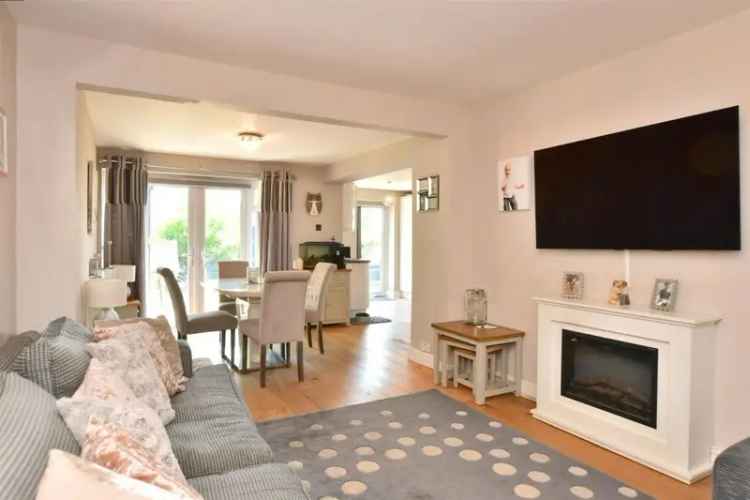 4 Bedroom Semi Detached Bungalow For Sale