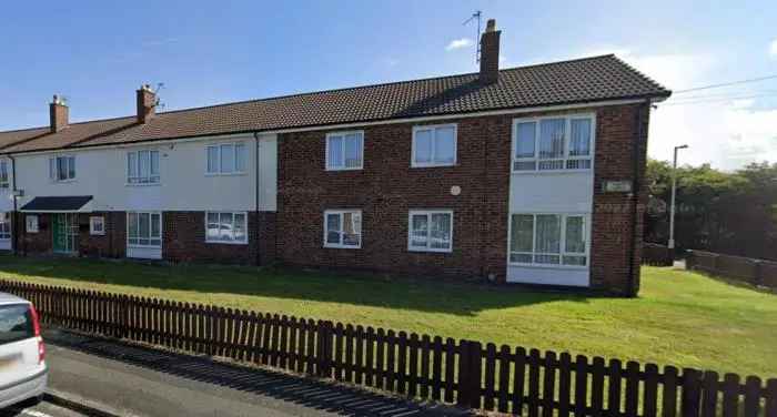 2 Bed Flat Leasowe Close to Amenities