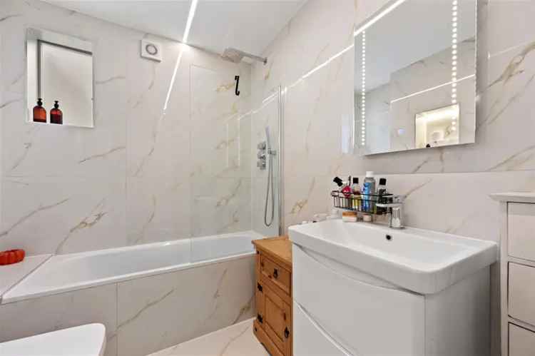 3 Bedroom Flat House to Rent Near Acton Town Tube