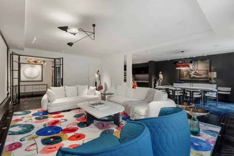 Luxury Holland Park Villas Apartment