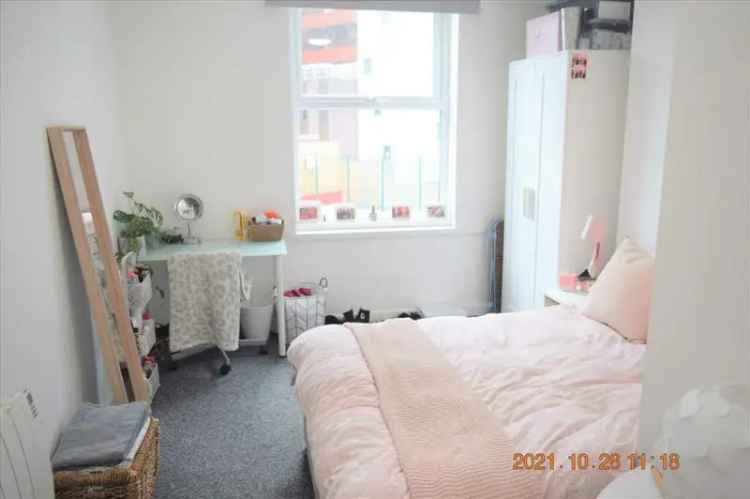 5 Bedroom Student Apartment Bournemouth