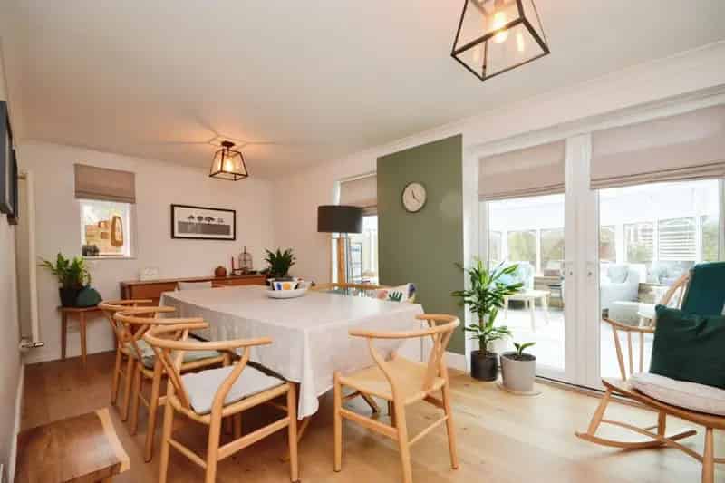 4 Bedroom Family Home Near Chelmer Park Galleywood