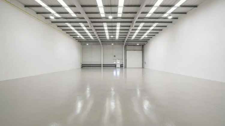 Industrial For Rent in Watford, England