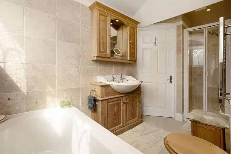 3 Bed House for Sale Near Estuary with Stunning Views