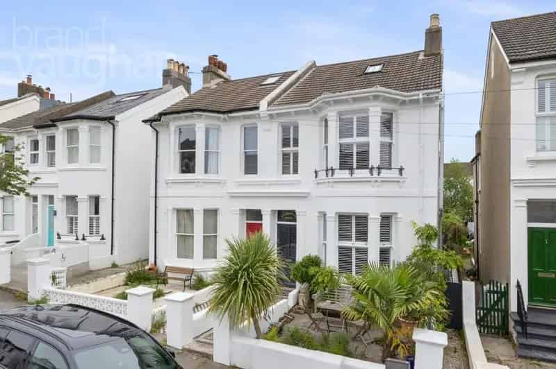 3 Bedroom Victorian House for Sale