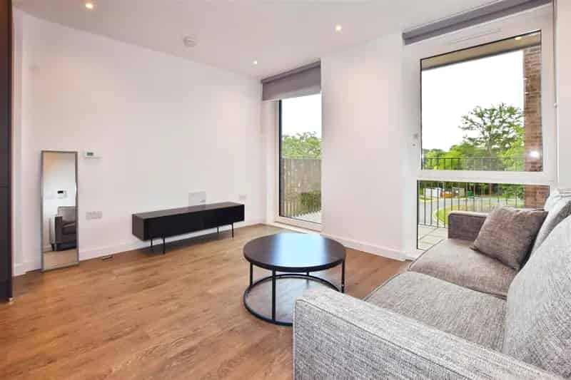 1 Bedroom Flat House to Rent