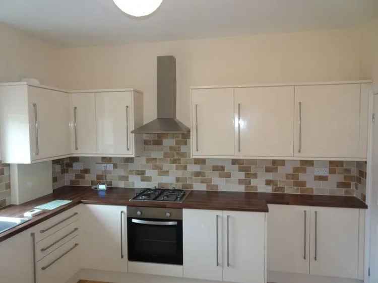 3 Bedroom Terraced House to Rent