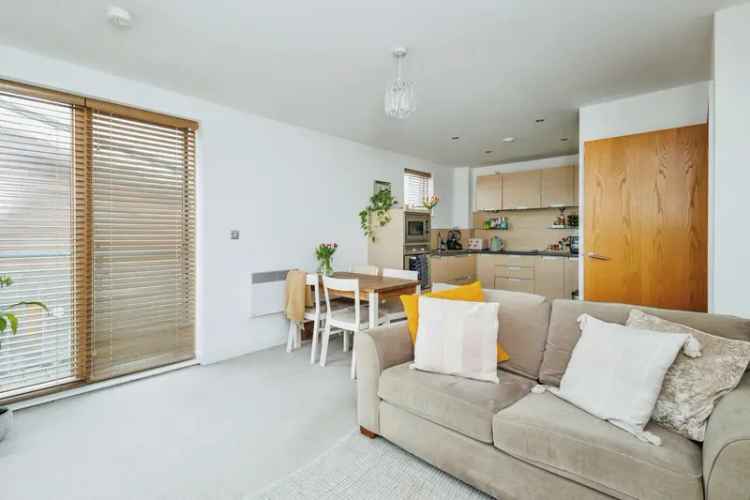  For Sale in 3, Hornbeam Way, Manchester, England