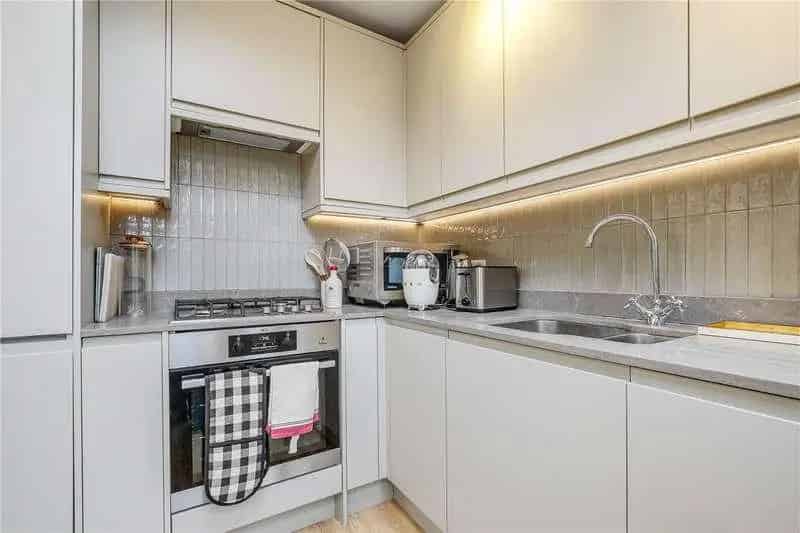 1 bed flat for sale
