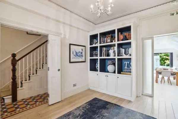 Tantallon Road, London, SW12 8DF | Property for sale | Savills