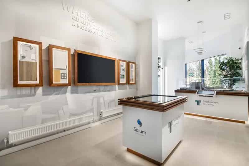 2 Bedroom Apartment for Sale Twickenham Gateway Help to Buy Available