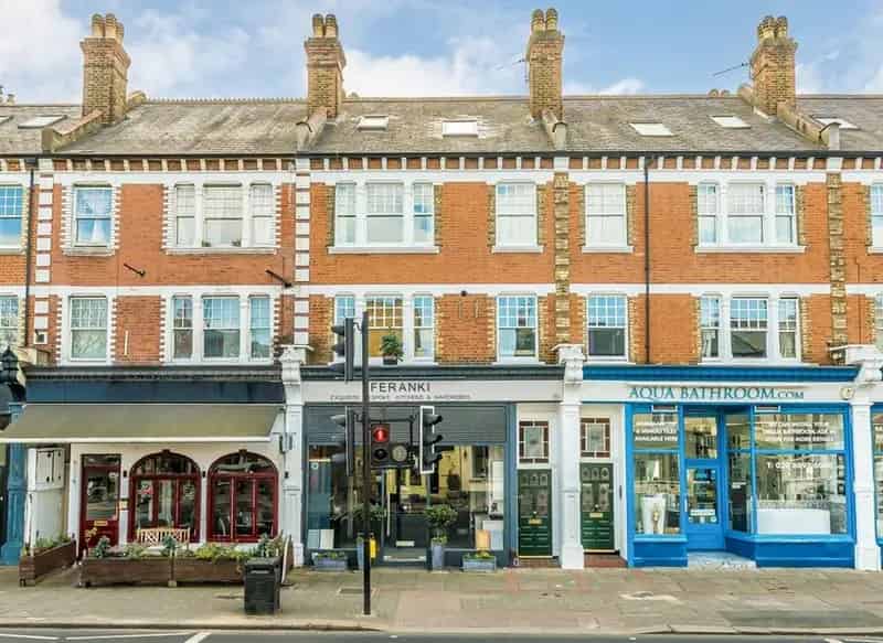 One Bedroom Period Conversion Apartment Richmond Road