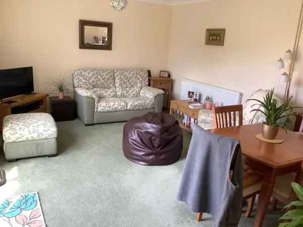 Bungalow For Rent in Breckland District, England