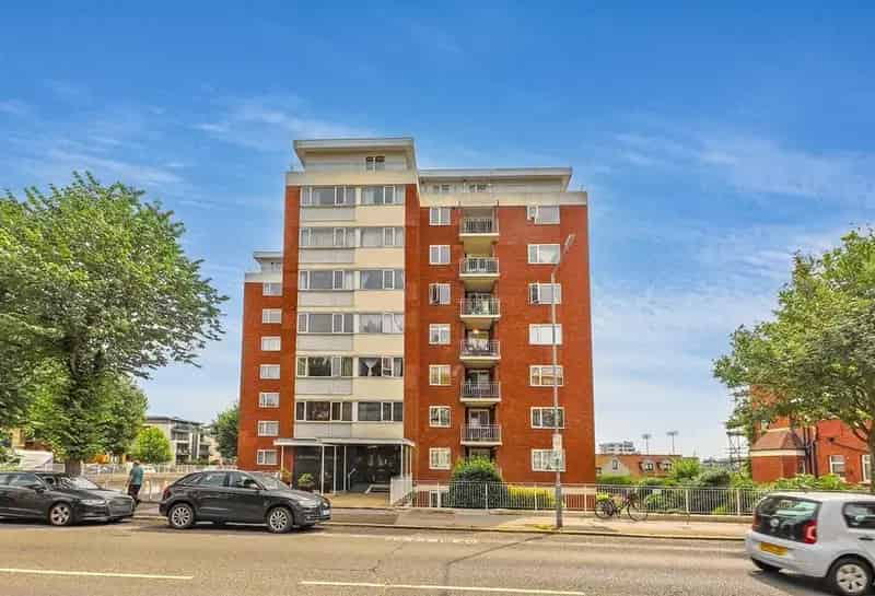 2 Bedroom Apartment for Sale