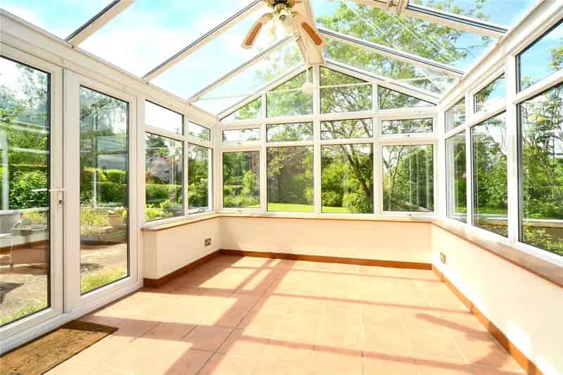 5 Bedroom Detached House Banstead