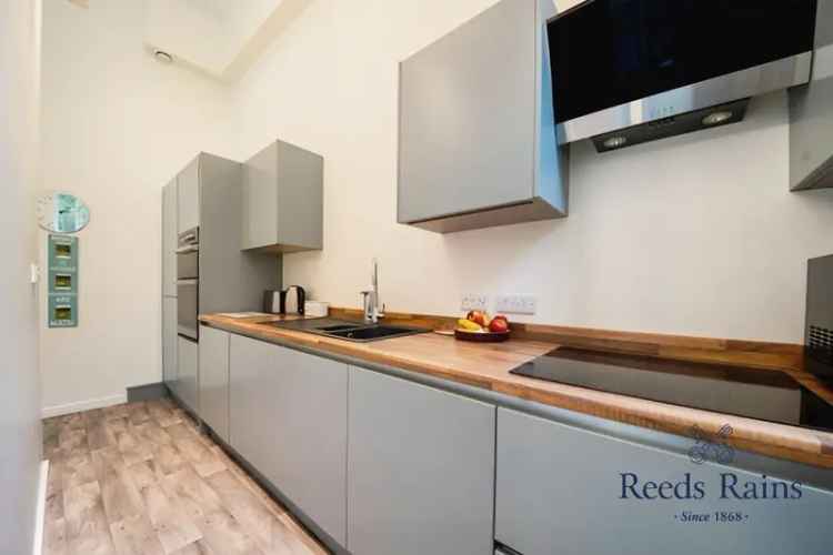 2 Bedroom Furnished Ground Floor Flat to Rent Sheffield S6