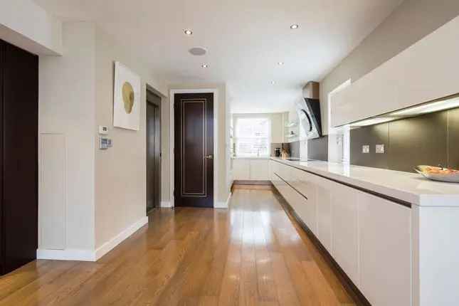 Luxury Mayfair Townhouse for Sale