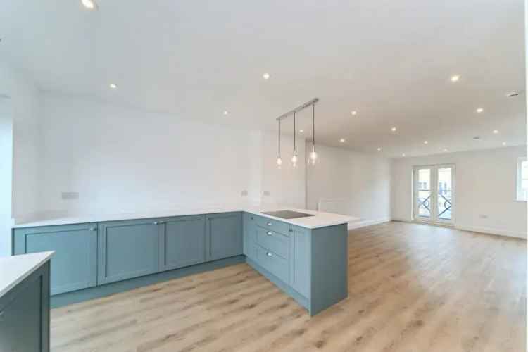 Stunning Four Five Bedroom Townhouse Sovereign Harbour Breathtaking Views