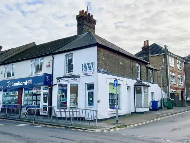 Sittingbourne Town Centre Commercial Property Near Railway Station