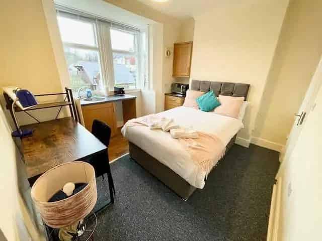 Studio to Rent