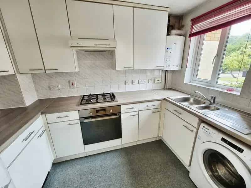 2 Bedroom House To Rent Available 02082025