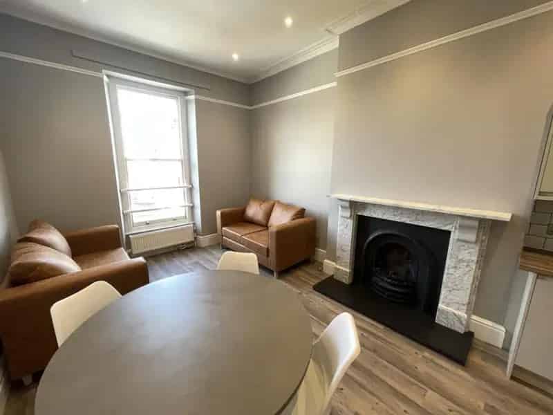 4 Bedroom Ground Floor Flat to Rent for Students and Young Graduates