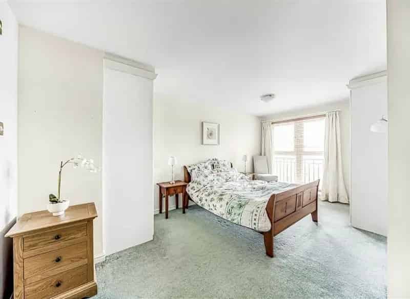 Two Double Bedroom Riverside Apartment Near Limehouse DLR