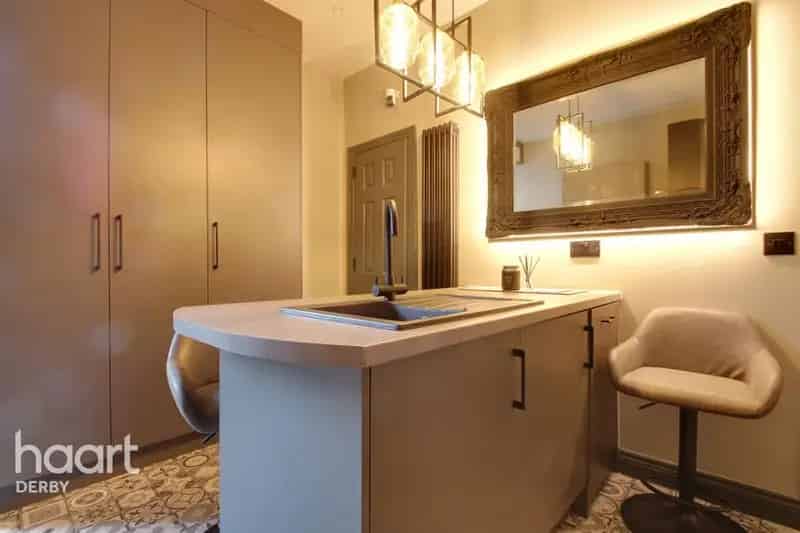 1 Bedroom House Share to Rent Bills Included