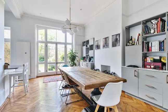2 Double Bedroom Garden Flat for Sale in Brondesbury Road NW6