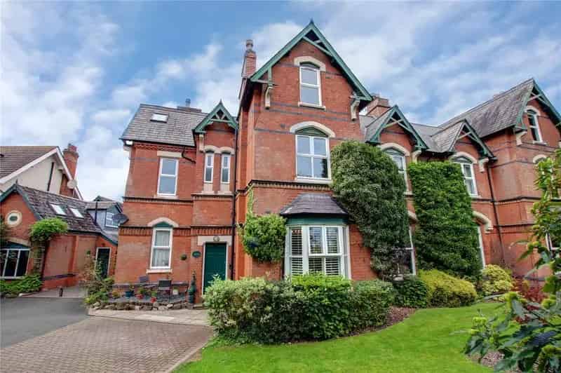 1 Bedroom Apartment for Sale - Kings Norton