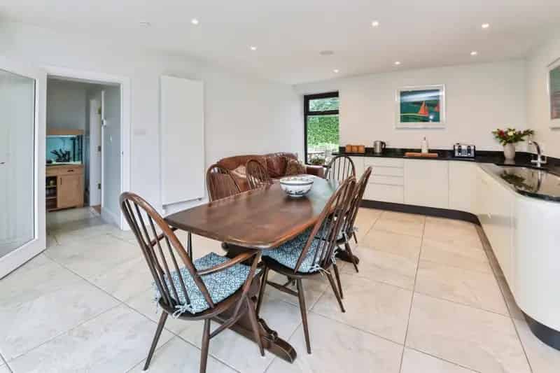 Rehobath House Family Home with Annexe and Bungalow