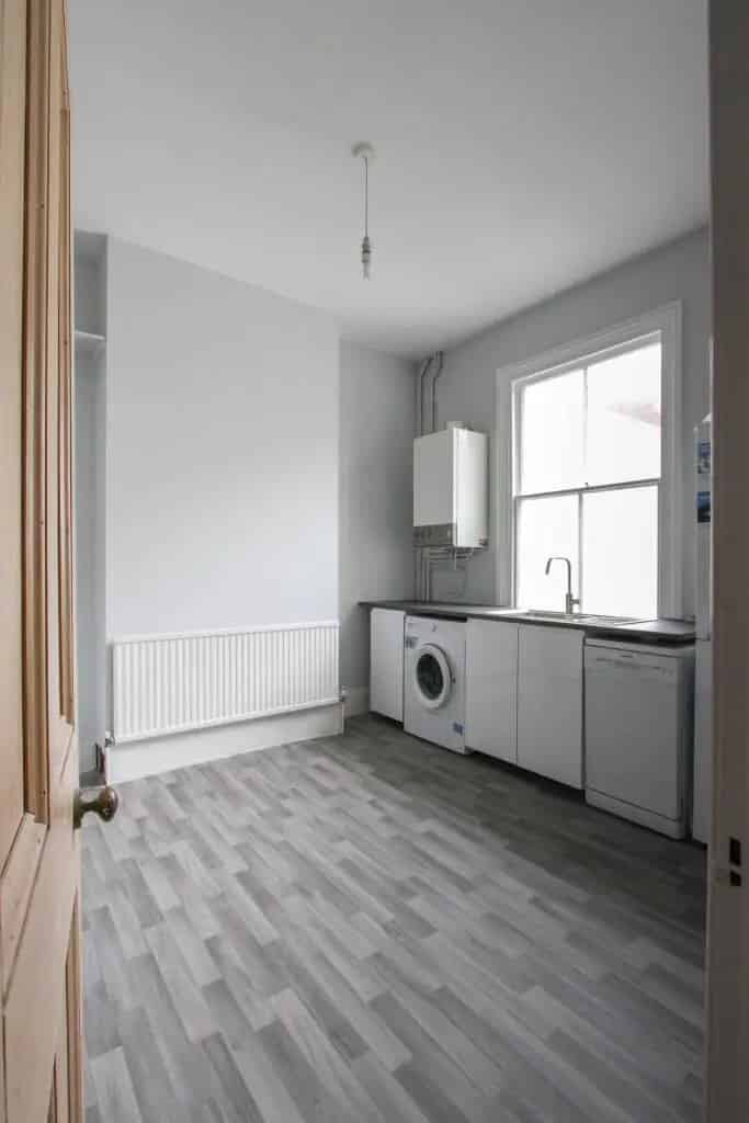 2 Bedroom Apartment Near Queens Park Kemp Town