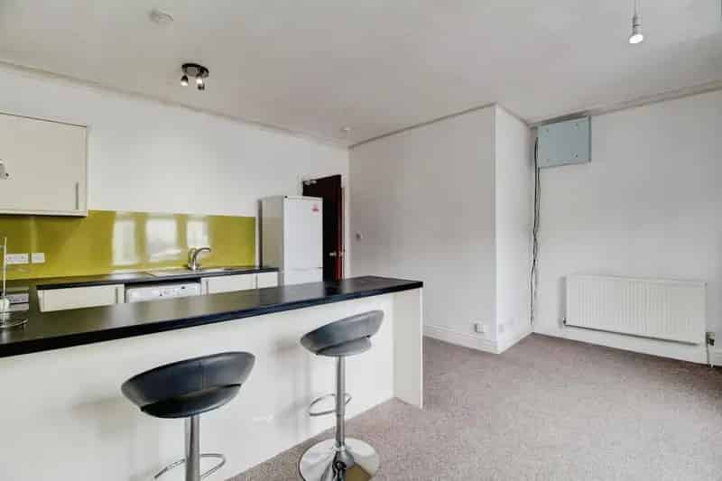 5 Bedroom Maisonette Southville North Street Professional Sharers