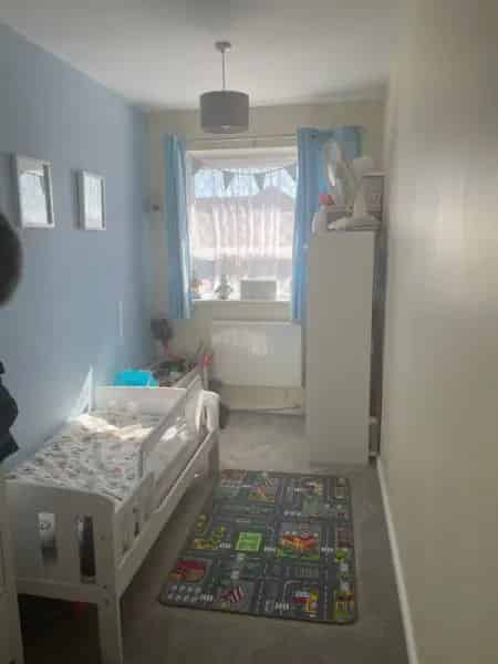2 Bedroom Flat Near Park 20 min walk to Town