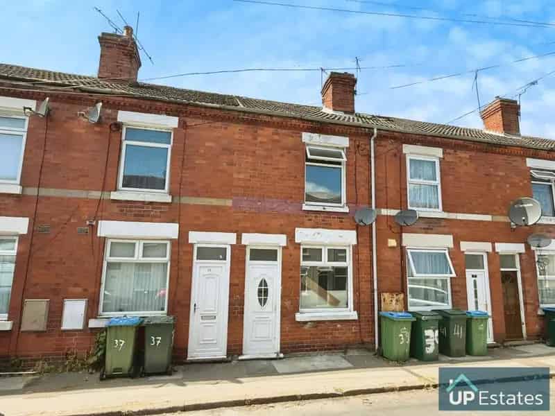 2 Bedroom Terraced House to Rent City Centre