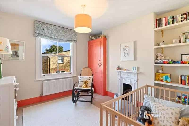 3 Bed Flat for Sale Near Clapham Common
