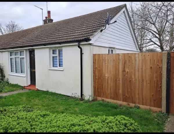 2 Bed Bungalow for Over 50s or Medical Needs
