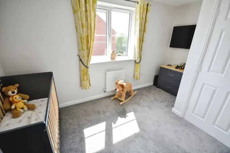 2 Bed Semi-Detached House For Sale