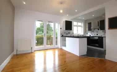 3 Bed House Totnes Devon Open Plan Kitchen Parking Garden