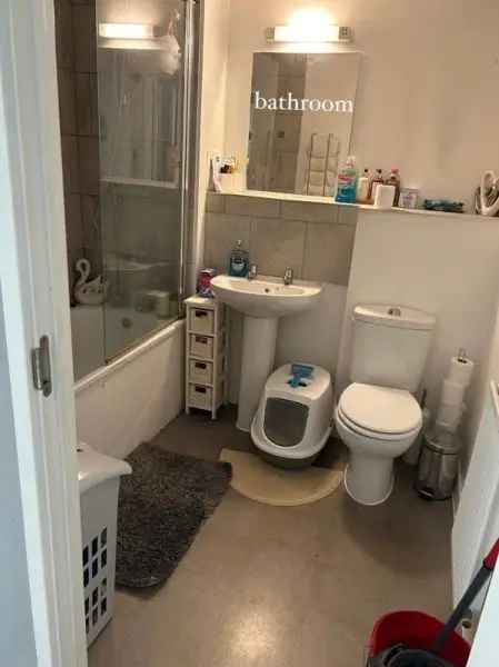 Flat For Rent in London, England