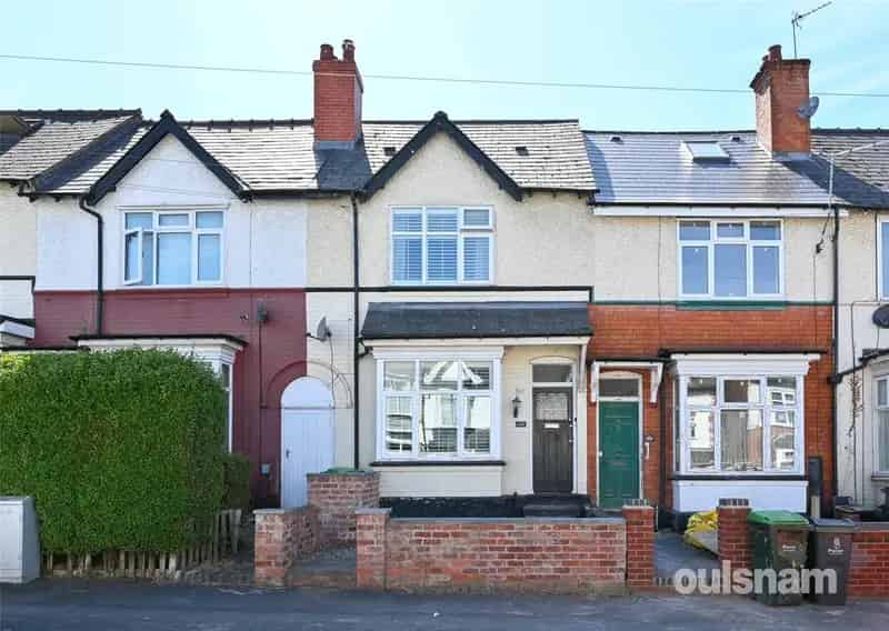 2 Bedroom Extended Terrace House Bearwood